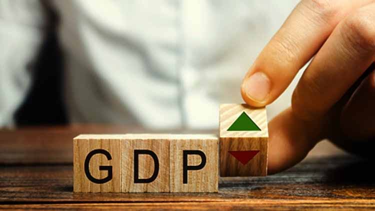 चौथी तिमाही में अनुमान से अधिक तेजी से बढ़ सकती है भारत की जीडीपी