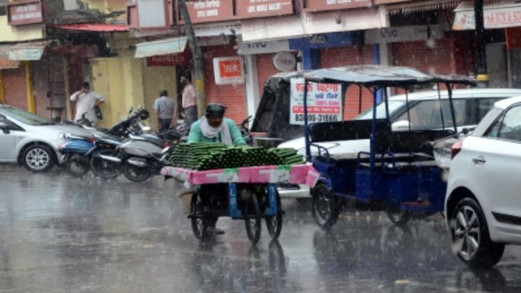 देश भर में मानसून सामान्य रहने की संभावना 