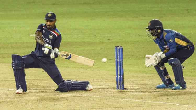 कोलंबो वनडे में भारत ने श्रीलंका को 3 विकेट से हराया