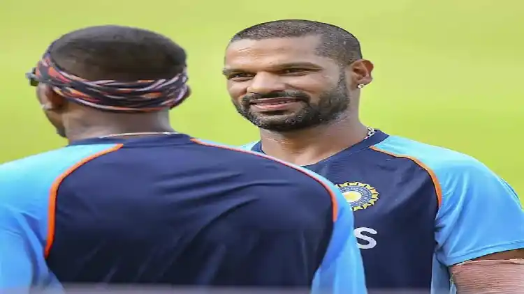 कोविड संकटः कप्तान धवन और 7 अन्य खिलाड़ियों के भारत बनाम श्रीलंका श्रृंखला से बाहर रहने का खतरा