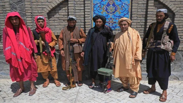 क्या तालिबान फिर से काटेंगे महेंदी लगे हाथ ?