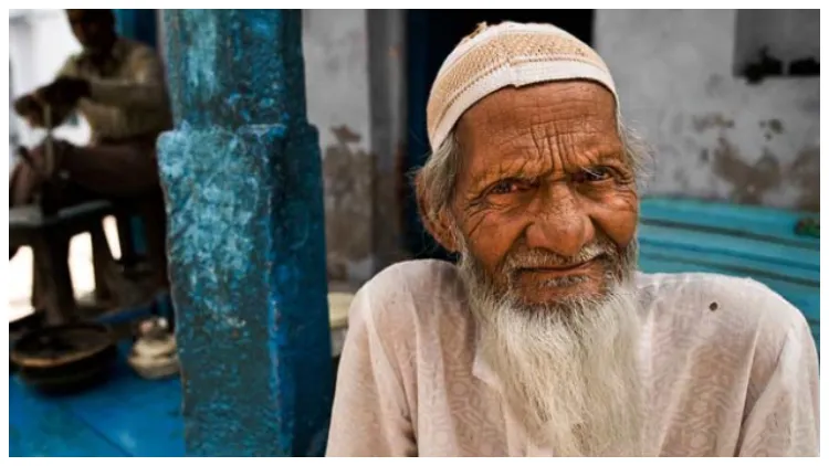 मेव मु्स्लिम बुजुर्ग (फोटो साभारः Photito.com)