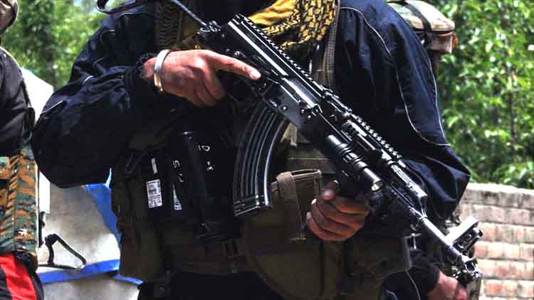 आतंकवादियों ने एक कश्मीरी की गोली मारकर हत्या कर दी