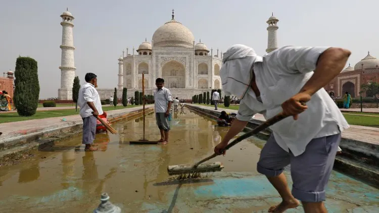 रविवार को ताजमहल का दीदार करने की सोच रहे हैं तो आपके लिए यह जानना जरूरी है