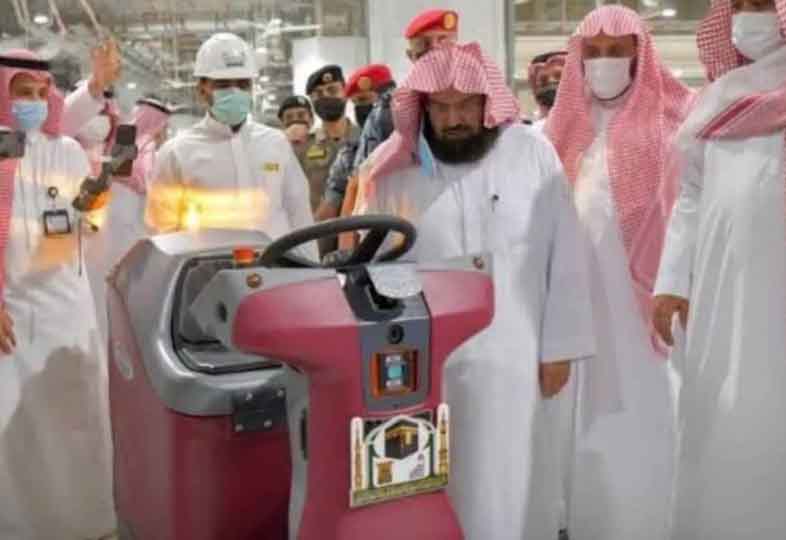 https://www.hindi.awazthevoice.in/upload/news/163610308607_Saudi_Arabia,_Artificial_intelligence_is_being_done_in_the_two_holy_mosques_04.jpg
