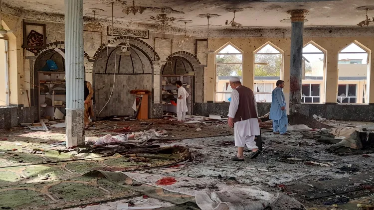 अफगानिस्तानः जुमे की नमाज के दौरान मस्जिद में धमाका