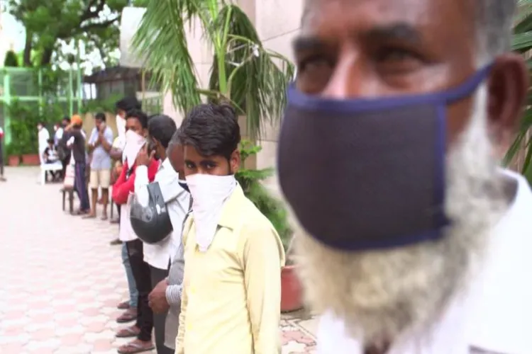 भारत : कोरोनावायरस के 8 हजार से ज्यादा नए मामले, 465 की मौत