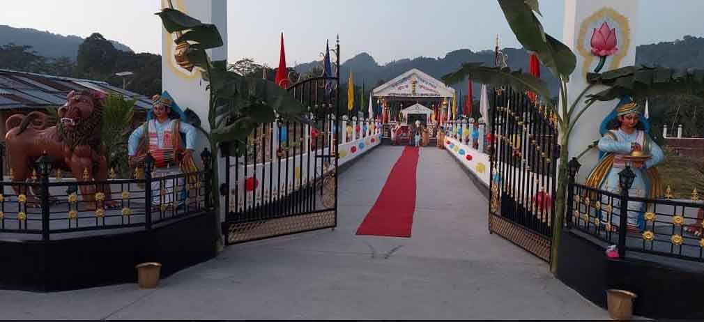 https://www.hindi.awazthevoice.in/upload/news/164017753904_Assam_Police_Commandant_Mosleh_Uddin_Ahmed_built_Namghar_for_Neo-Vaishnavites_3.jpg