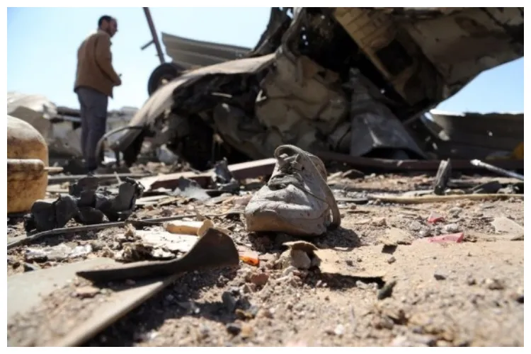 यमन के मारिब में हाउती से दागे गए राकेट बाजार में गिरे, 4 की मौत