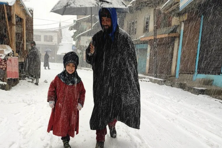 जम्मू-कश्मीर, लद्दाख में  खराब मौसम के बाद  तापमान में सुधार