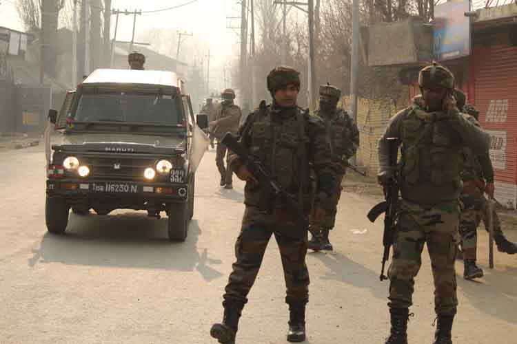 जम्मू-कश्मीर: बडगाम में लश्कर आतंकी गिरफ्तार