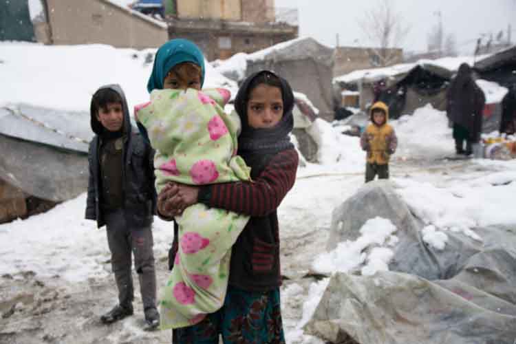 अफगानिस्तान में भारी बर्फबारी से 42 की मौत, 76 घायल