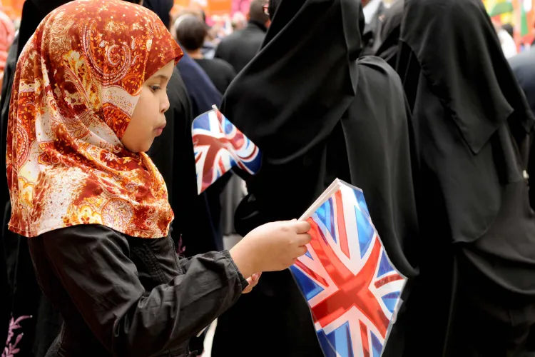ब्रिटेन में मुस्लिम ‘दूसरा सबसे कम पसंद किया जाने वाला तबका’: सर्वे