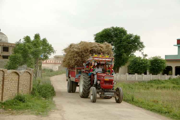 पाकिस्तान: किसान करेंगे इस्लामाबाद मार्च  