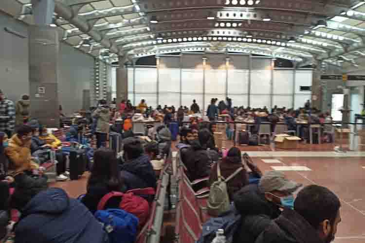 यूक्रेन से 133 और छात्र दिल्ली पहुंचे 