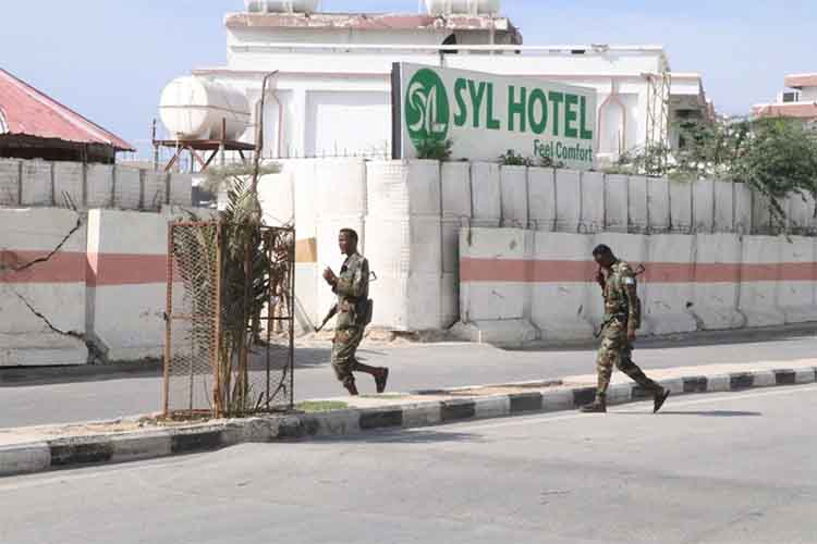 सोमालिया में अल-शबाब के 10 आतंकवादी मारे गए, छह गिरफ्तार