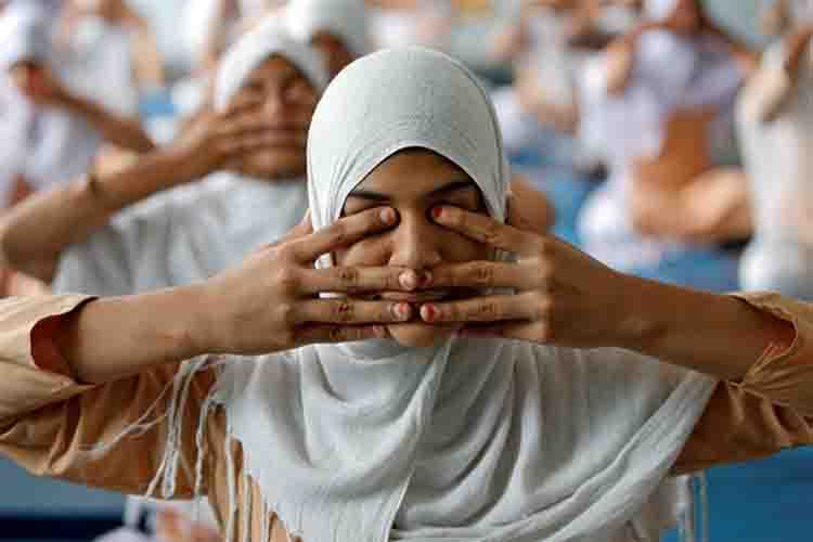 सऊदी अरब के स्कूलों में जल्द ही योग की कक्षाएं लगेंगी