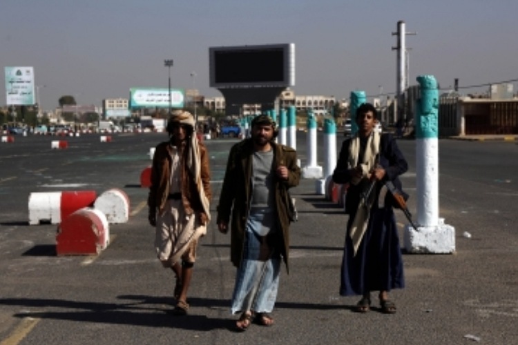 शिया समर्थित हाउती मिलिशिया ने सऊदी तेल सुविधाओं के खिलाफ हमलों की जिम्मेदारी ली