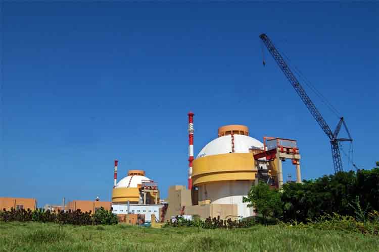 भारत अपने परमाणु संयंत्रों के लिये 100 टन यूरेनियम करेगा आयात 
