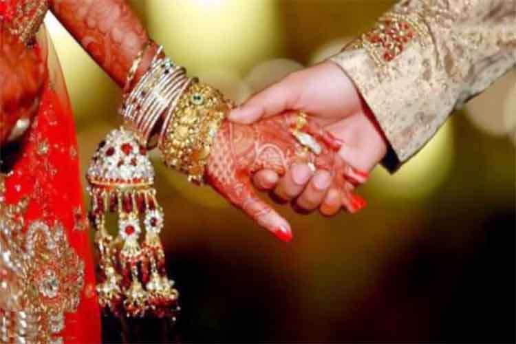 बरेली: ईसाई लड़के और मुस्लिम लड़की ने हिंदू रीति से की शादी