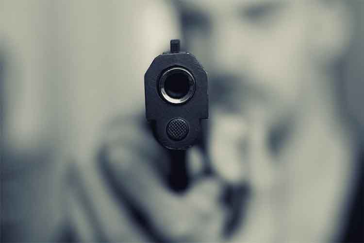 जम्मू-कश्मीर: वीडीसी सदस्य मुहम्मद फजल के बेटे ने खुद को गोली मारी