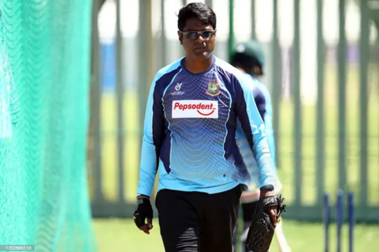 नवीद नवाज श्रीलंका क्रिकेट टीम के सहायक कोच बनाए गए