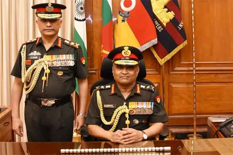 जनरल मनोज पांडे बने भारतीय सेना प्रमुख, संभाला पदभार