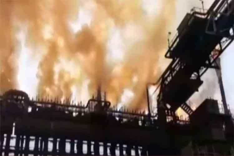 जमशेदपुर में टाटा स्टील की फैक्ट्री में भीषण आग