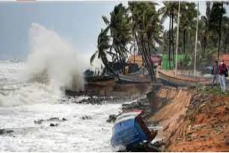 बंगाल की खाड़ी में तेज हुआ चक्रवाती तूफान 'आसनी