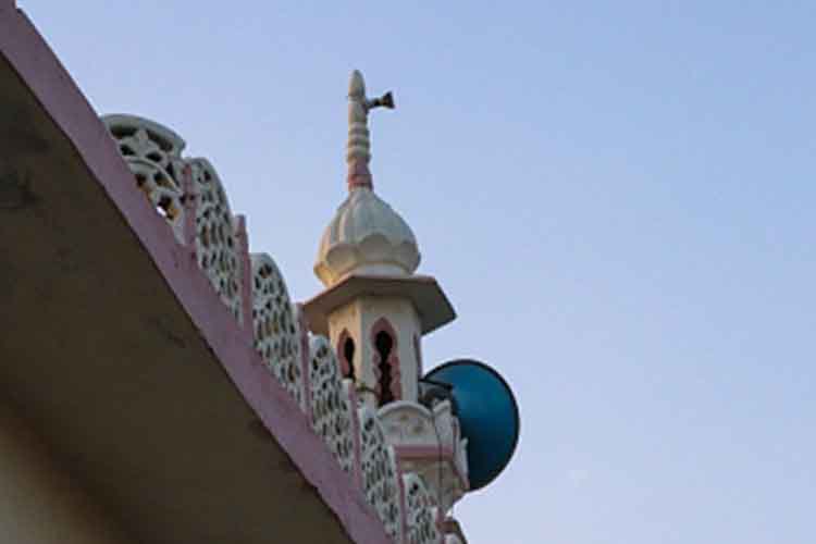 लाउडस्पीकर विवाद: कर्नाटक में दिशानिर्देश निर्धारित, मंदिर, मस्जिद, चर्च पर होगी कार्रवाई 
