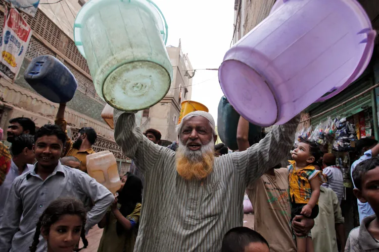 पाकिस्तानः सिंध और पंजाब प्रांत के बीच जल वितरण पर घमासान