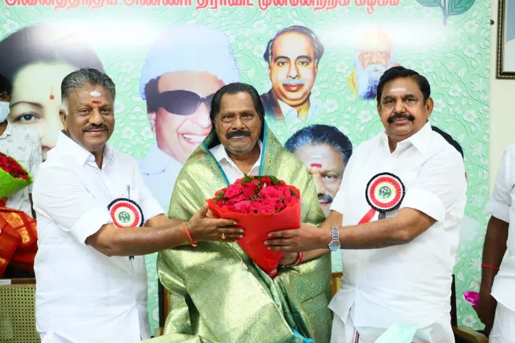 तमिल मगन हुसैन एआईएडीएमके प्रेसीडियम के अध्यक्ष चुने गए