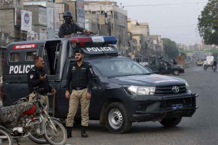 पाकिस्तानर: जैकबाबाद में बंदूक, बम हमले में 1 की मौत, 8 घायल