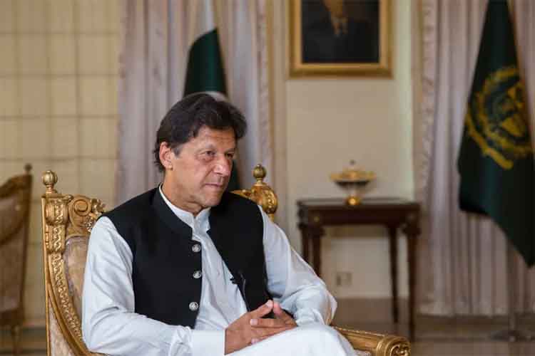पाकिस्तान ने इमरान खान पर देशद्रोह का आरोप तय करने को समिति बनाई
