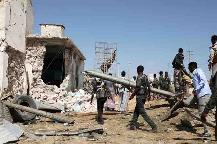 सोमालिया में अल-शबाब आत्मघाती हमले में दस लोगों की मौत
