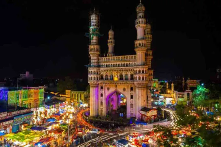 444 साल का हुआ चारमीनार: शुरू हुइ 7 दिवसीय फोटो प्रदर्शनी 