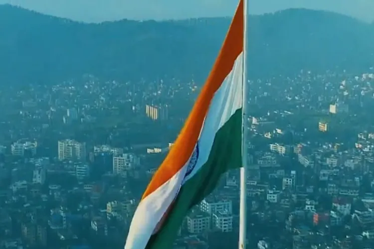आजादी का अमृत महोत्सवः  अमेरिका के बोस्टन में मनाया जाएगा भारत की आजादी का खास जश्न, फहराया जाएगा 220 फीट लंबा तिरंगा