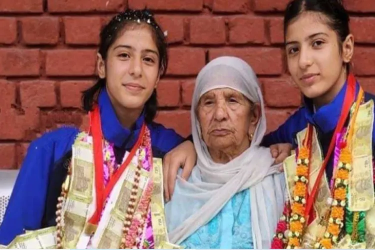 जॉर्जिया अंतरराष्ट्रीय वुशु चौंपियनशिपः कश्मीर की जुड़वां बहनों आयरा और अंसा चिश्ती ने भारत को दिलाया पदक 