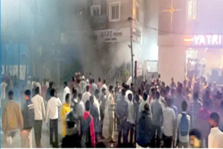 हैदराबाद ई-बाइक शोरूम में आग से 7 की मौत