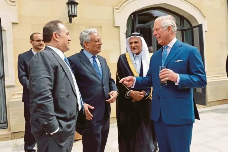 https://www.hindi.awazthevoice.in/upload/news/166324160911_Know_what_King_Charles_III_of_England_wants_from_Muslims_and_Islam_2.jfif