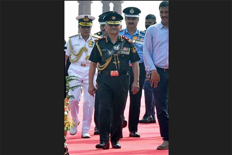 जनरल अनिल चौहान ने भारत के सीडीएस के रूप में कार्यभार संभाला