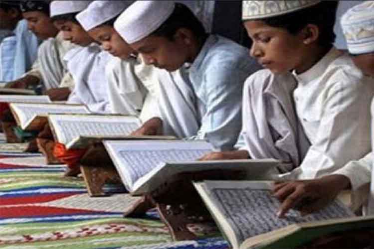 कर्नाटकः सरकार ने शिक्षा विभाग से मांगी मदरसों की गतिविधियों पर रिपोर्ट
