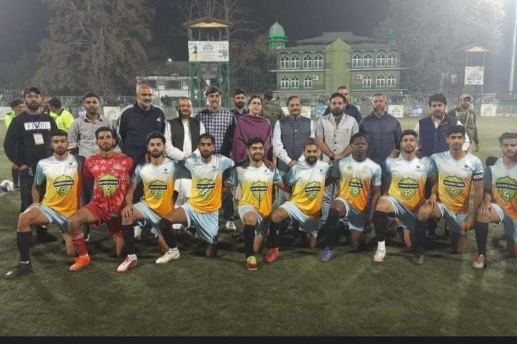 दूसरी पॉजिटिव कश्मीर फुटबॉल चौंपियनशिप का उद्घाटन सोमवार को हुआ