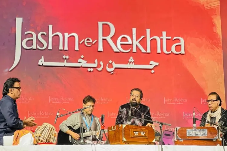 https://www.hindi.awazthevoice.in/upload/news/167005758701_Jashne-Rekhta_is_not_an_event_but_a_festival_of_Urdu_language_3.webp