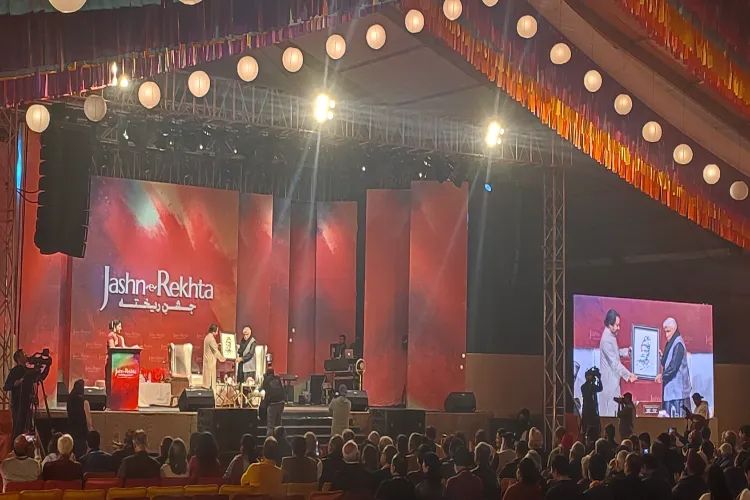 https://www.hindi.awazthevoice.in/upload/news/167005761501_Jashne-Rekhta_is_not_an_event_but_a_festival_of_Urdu_language_4.jpg