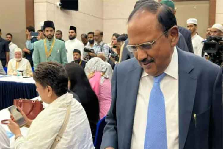 दिल्ली में आयोजित भारत और इंडोनेशिया के उलेमा की कान्फ्रेंस में एनएसए अजीत डोभाल 