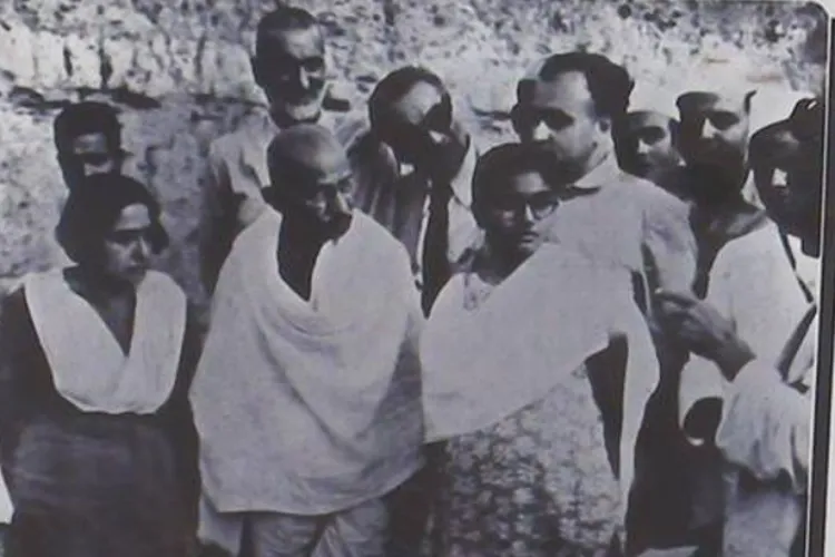 यादगार 19 दिसंबर: आज के दिन महात्मा गांधी ने मेवात के लोगों को पाकिस्तान जाने से रोका था