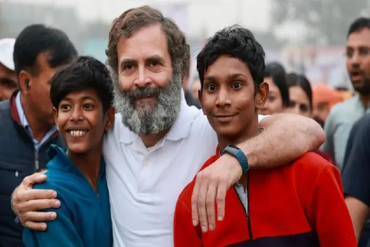 ढाई - चाल : यात्रा से दिल्ली की दूरी