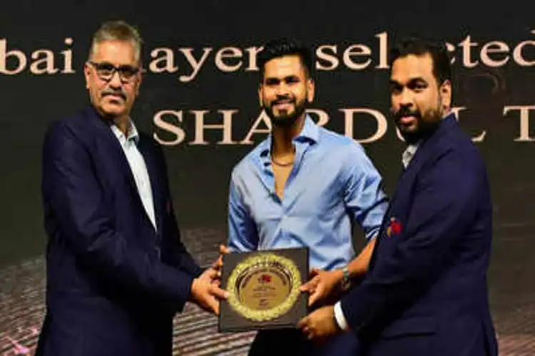श्रेयस अय्यर को वार्षिक मुंबई क्रिकेट एसोसिएशन अवार्ड्स में सम्मानित किया गया