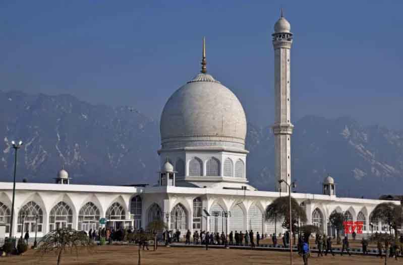 https://www.hindi.awazthevoice.in/upload/news/167447778710_hazrat_bal_srinagar.jpg